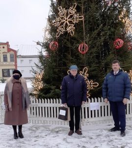 Olita Dzelzkalēja un Juris Krūmmalis saņem titulu “Gada skolotājs -2020”