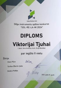 Viktorijas vijole skan sudrabaini