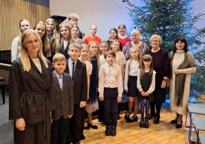 Mūziku godina pianisti